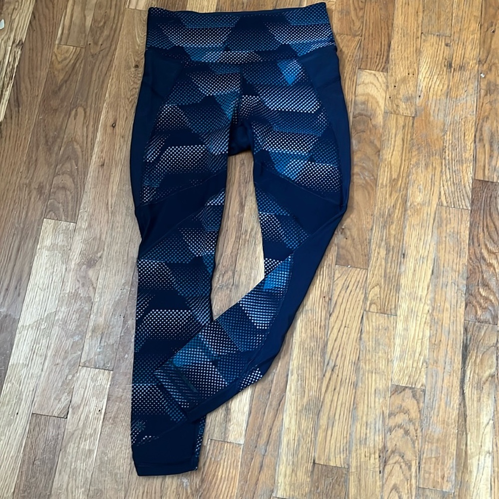 Athleta Graphic Workout Leggings